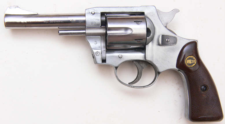 Revolver RG 38